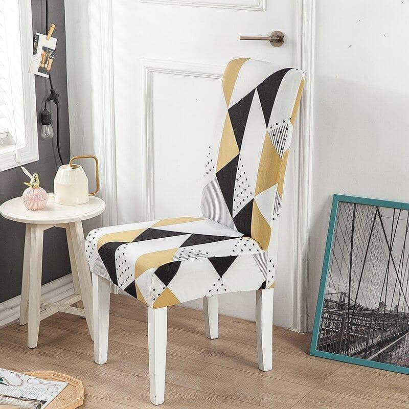 Funda Para Silla Blanca Con Estampado Negro Y Beige